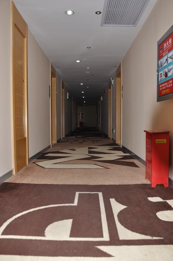City Comfort Inn Wuhan Caidian Square מראה חיצוני תמונה