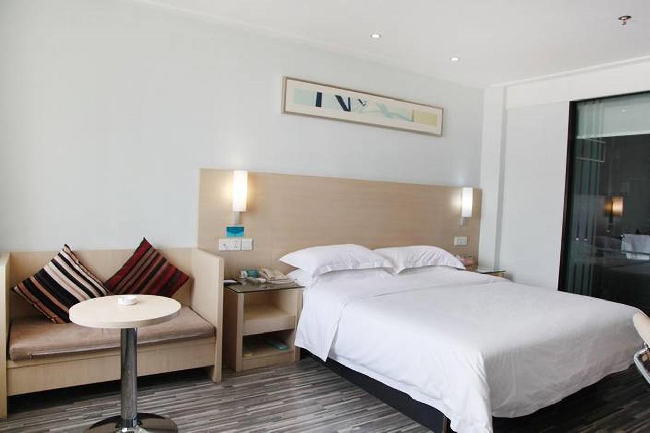 City Comfort Inn Wuhan Caidian Square מראה חיצוני תמונה